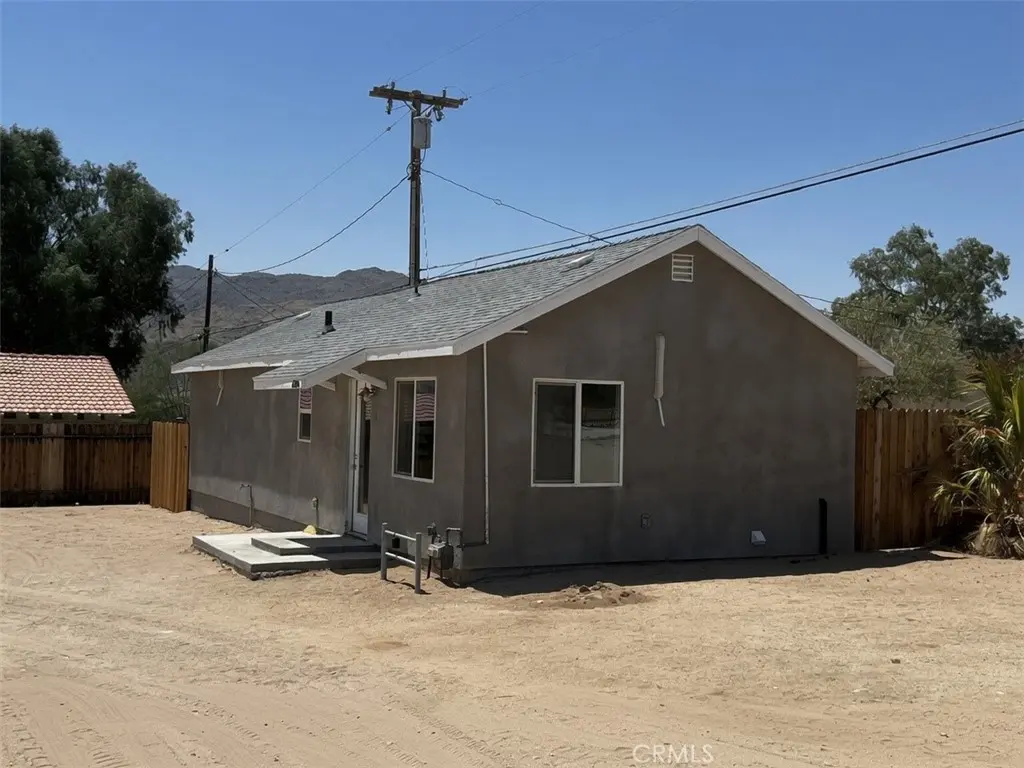 6104 Chia Avenue, 29 Palms, CA — listing photo 1