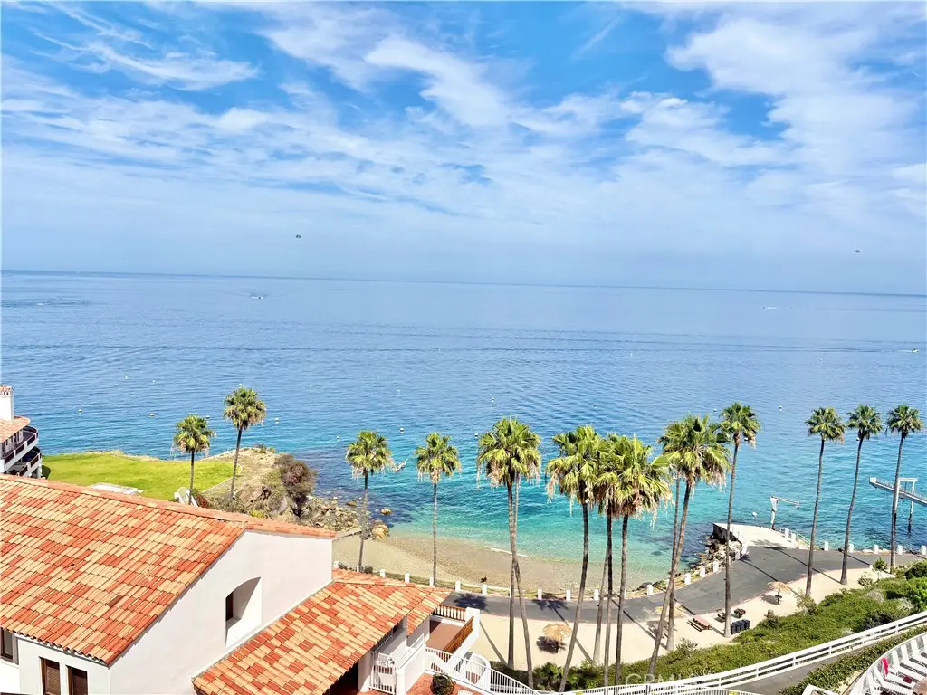 Condominium for sale at 36 Camino De Flores, Avalon, CA featuring 1 bed and 1 bath