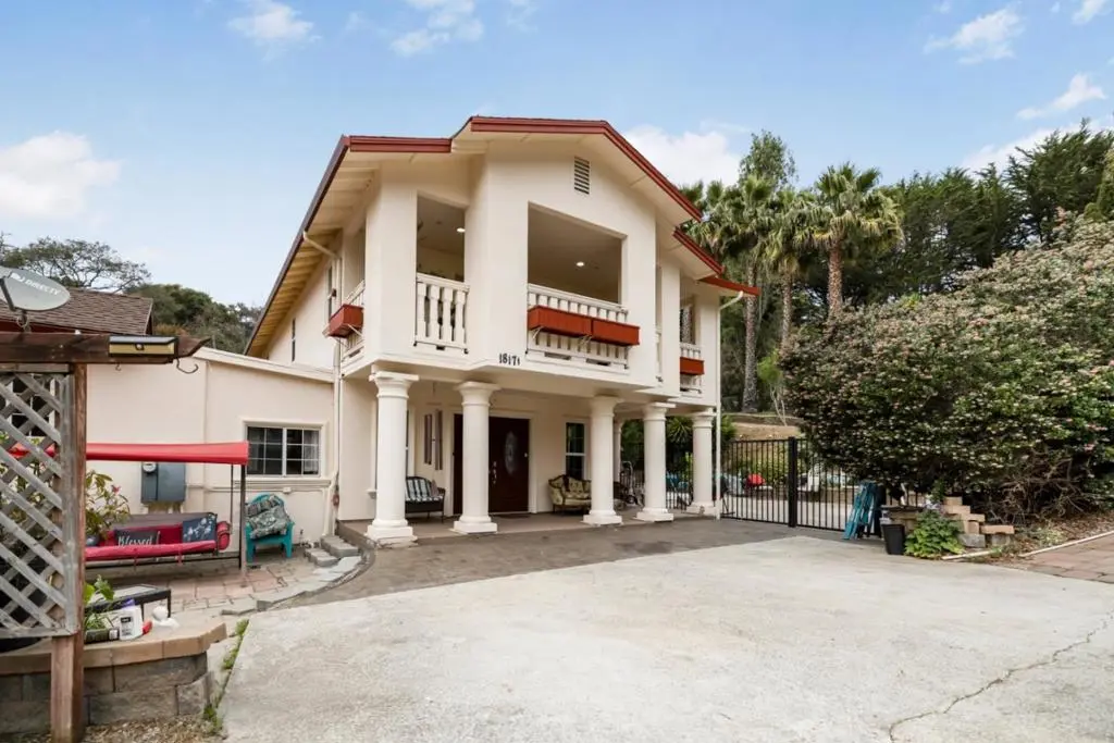 18171 Berta Canyon Road, Salinas, CA — listing photo 1