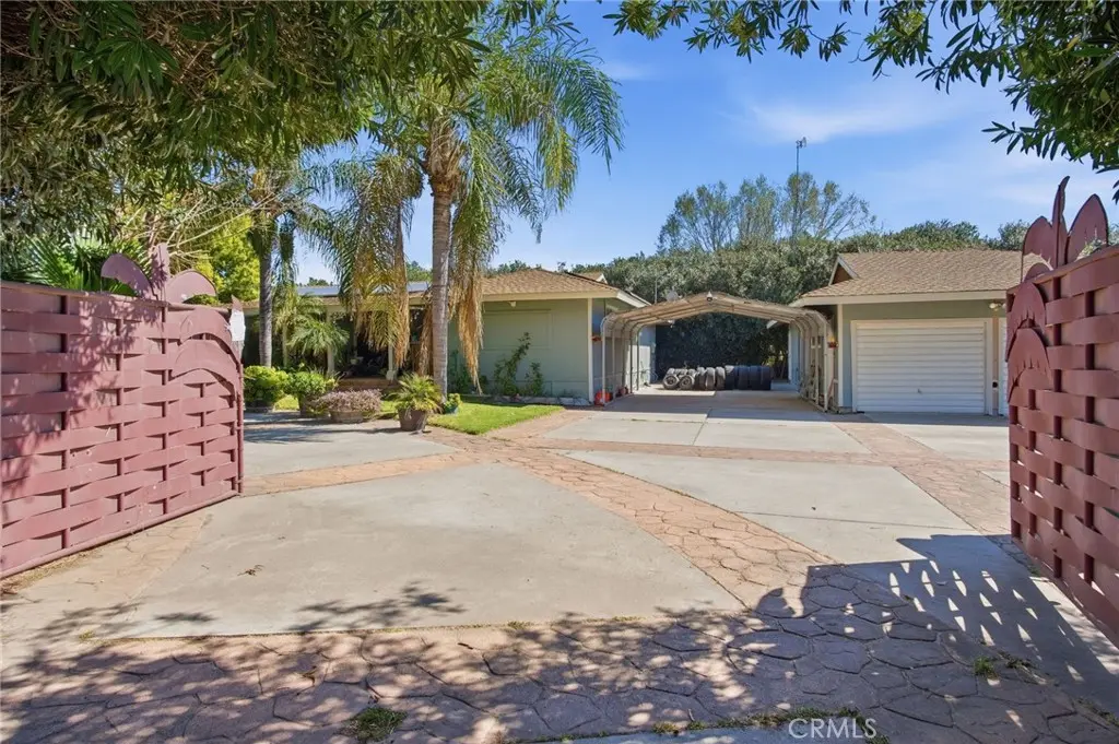 Single Family Residence for sale at 6176 Fleming Road, Atwater, CA featuring 7 beds and 5 baths