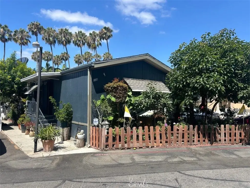 106 Amalfi, Santa Ana, CA — listing photo 1
