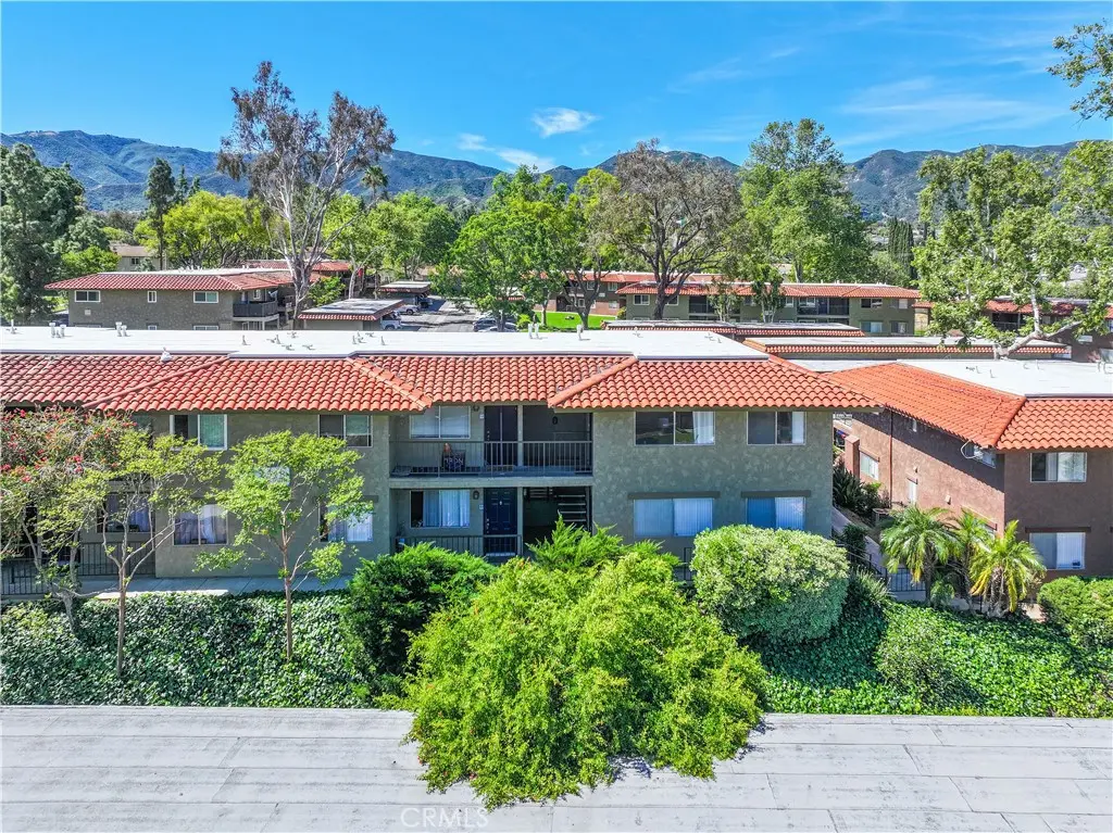 Condominium for sale at 1518 Border G, Corona, CA featuring 2 beds and 2 baths
