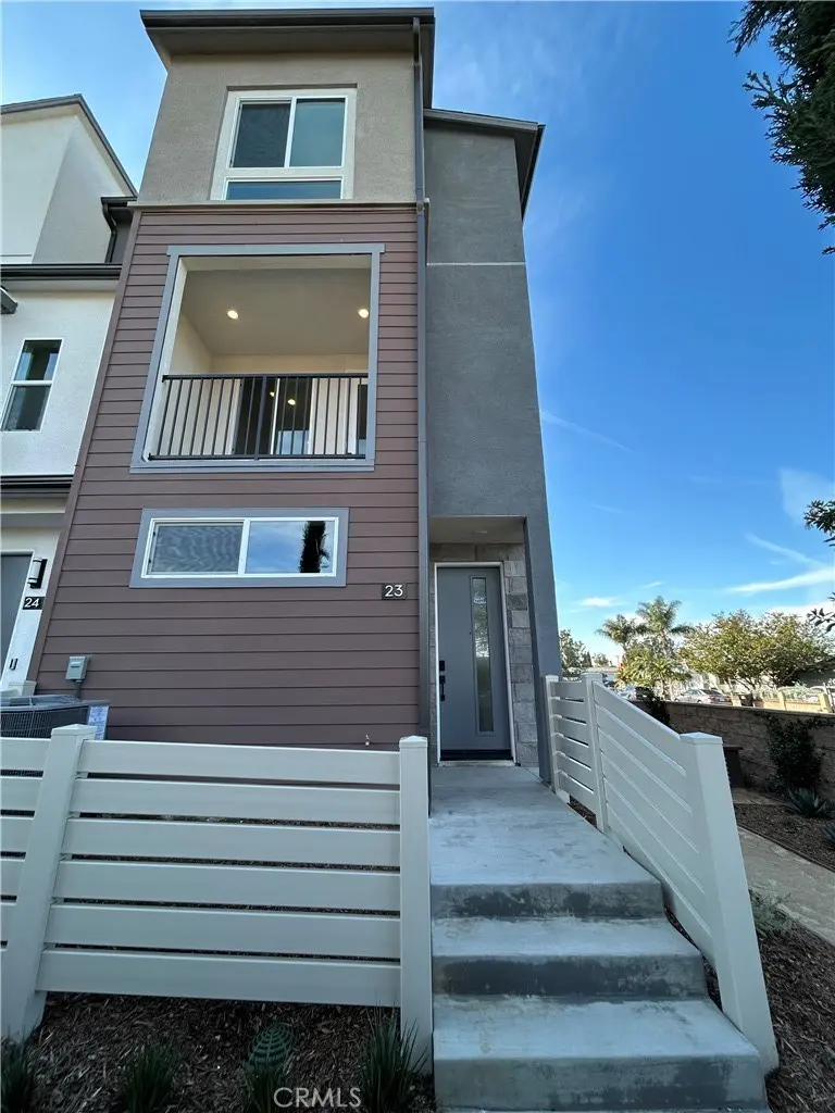 10002 Central Avenue 23, Garden Grove, CA — listing photo 1