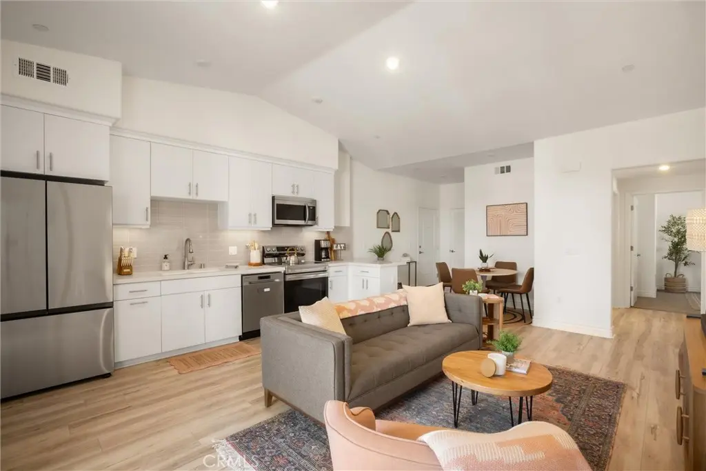 935 Madonna Rd 303, San Luis Obispo, CA — listing photo 1
