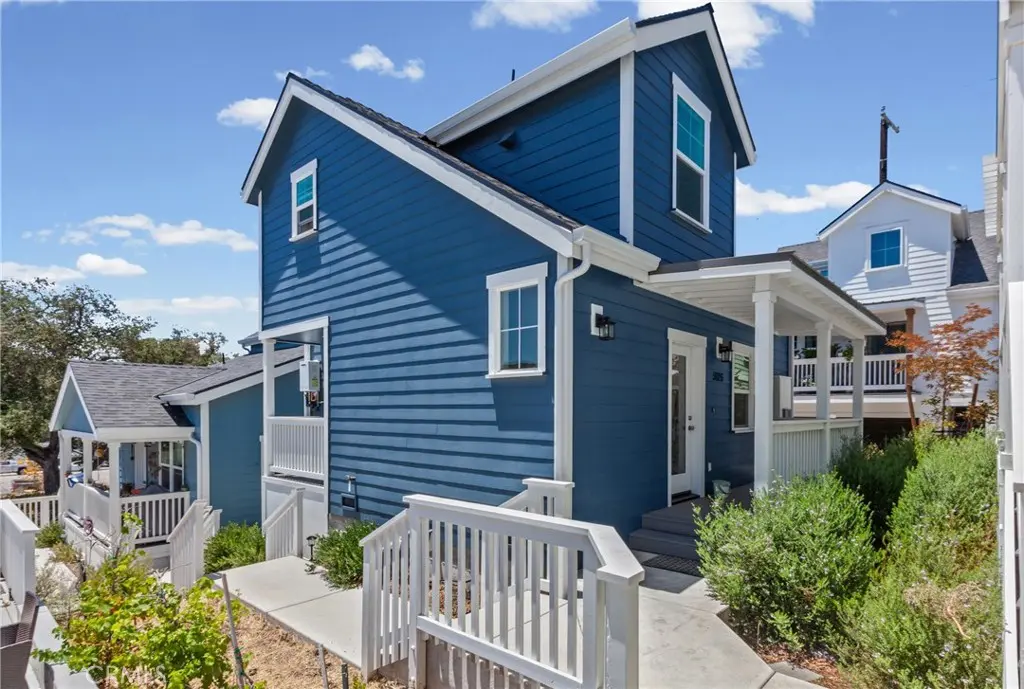 5926 Gran Paseo Way, Atascadero, CA — listing photo 1