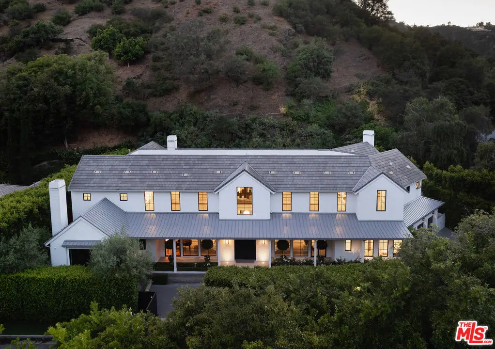 Single Family Residence for sale at 1281 Stone Canyon Road, Los Angeles, CA featuring 6 beds and 9 baths