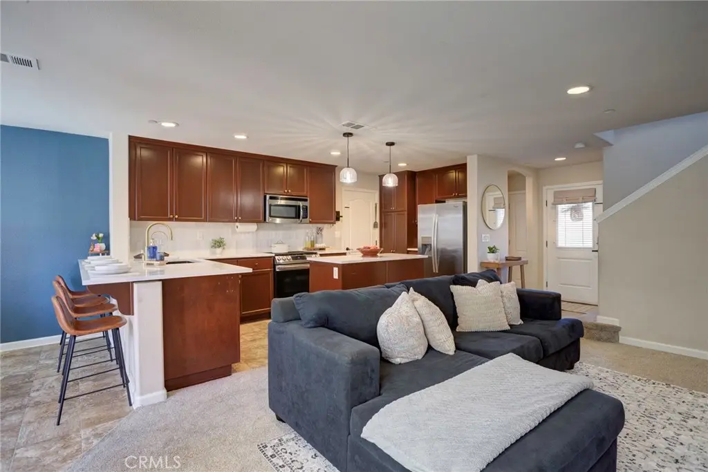 570 River Oaks Drive, Paso Robles, CA — listing photo 1
