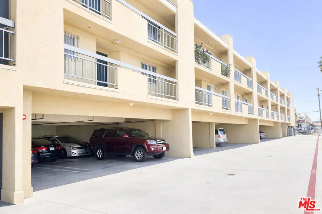 9014 Burnet Avenue 208, North Hills, CA — listing photo 1