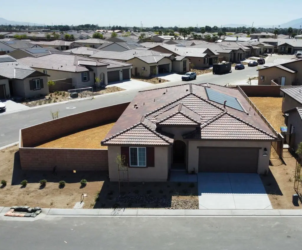 Residential Lease for rent at 79131 Sangria Court, Indio, Riverside County, CA featuring 3 beds and 2 baths
