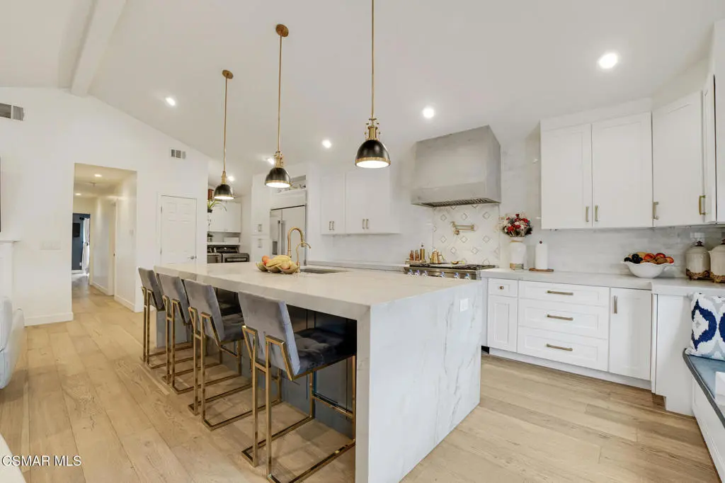 Manufactured In Park for sale at 152 Via Rosal, Camarillo, CA featuring 3 beds and 3 baths