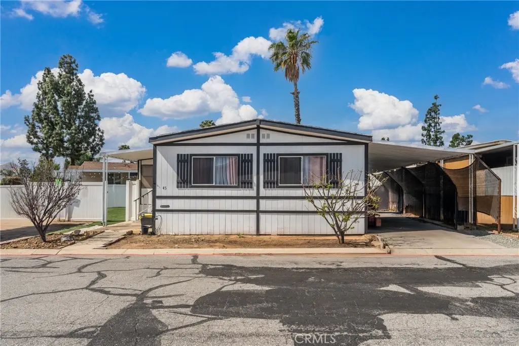 Manufactured In Park for sale at 3883 SPC 45 Buchanan Street, Riverside, CA featuring 2 beds and 2 baths