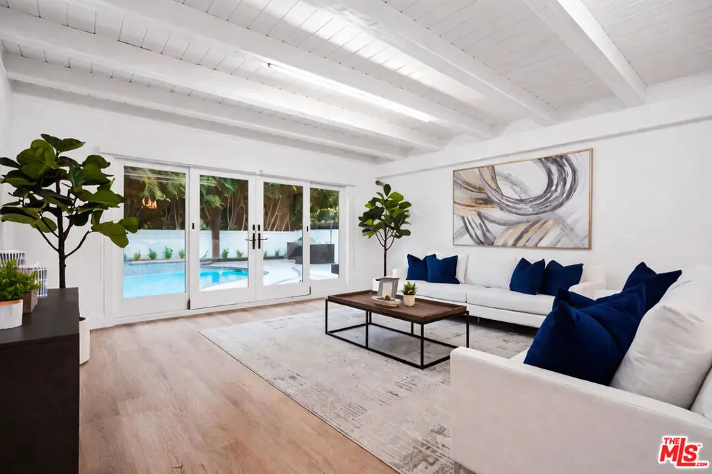 5439 Gentry Avenue, Valley Village, CA — listing photo 1