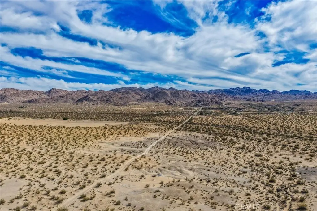 65944 Pipeline Road, Joshua Tree, CA — listing photo 1