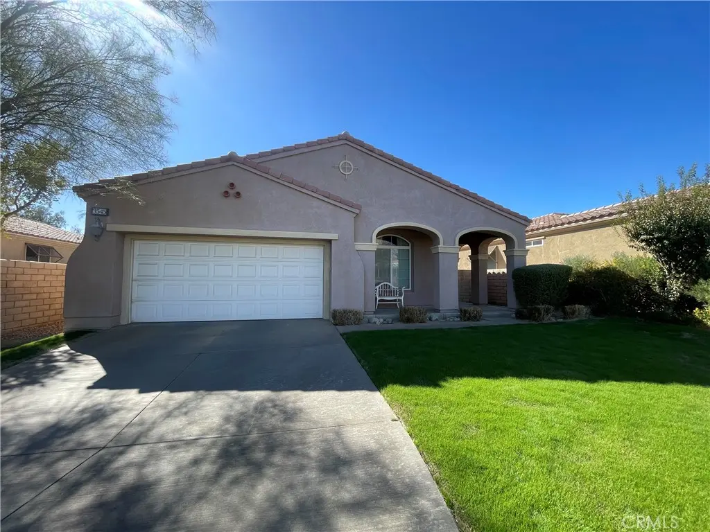Residential Lease for rent at 3545 Silent Dunes, Palm Springs, Riverside County, CA featuring 3 beds and 2 baths