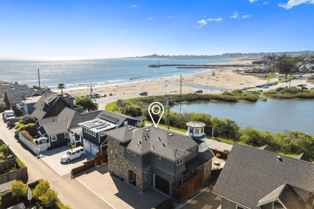 Single Family Residence for sale at 2974 E Cliff Drive, Santa Cruz, CA featuring 3 beds and 3 baths