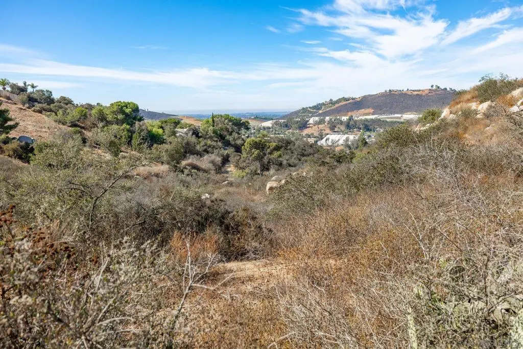 3038 Joni, San Marcos, CA — listing photo 1