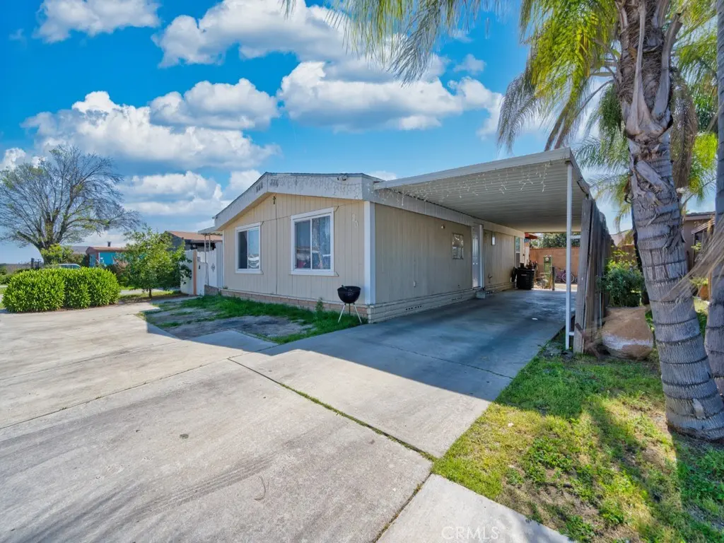 700 S Shafter 20, Shafter, CA — listing photo 1