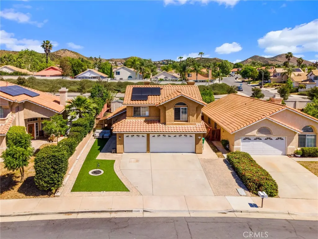 Single Family Residence for sale at 39385 Calle San Clemente, Murrieta, CA featuring 4 beds and 3 baths