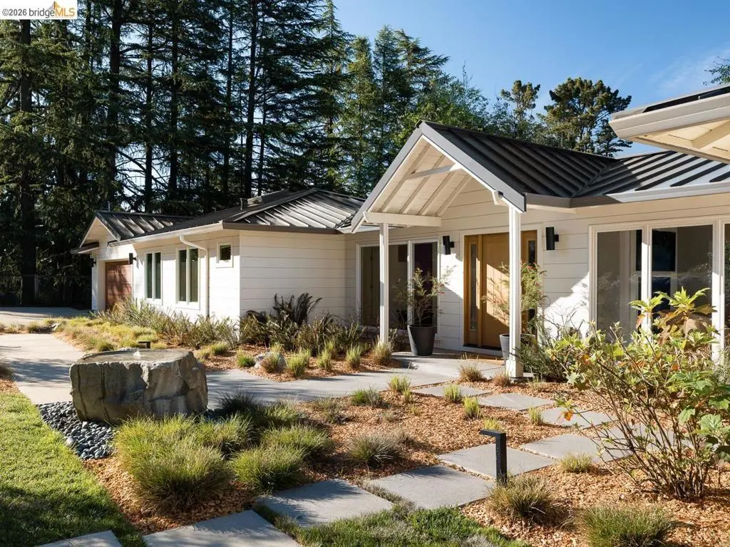 Single Family Residence for sale at 12700 Skyline Blvd, Oakland, CA featuring 4 beds and 5 baths