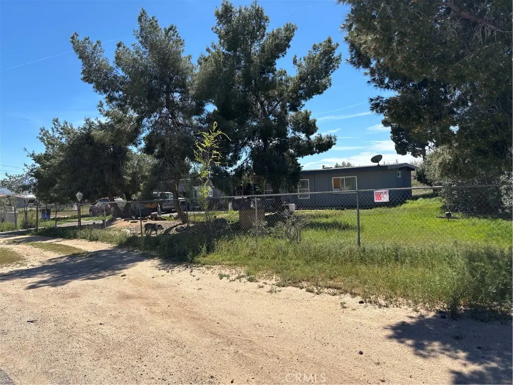 17047 Eucalyptus, Hesperia, CA — listing photo 1