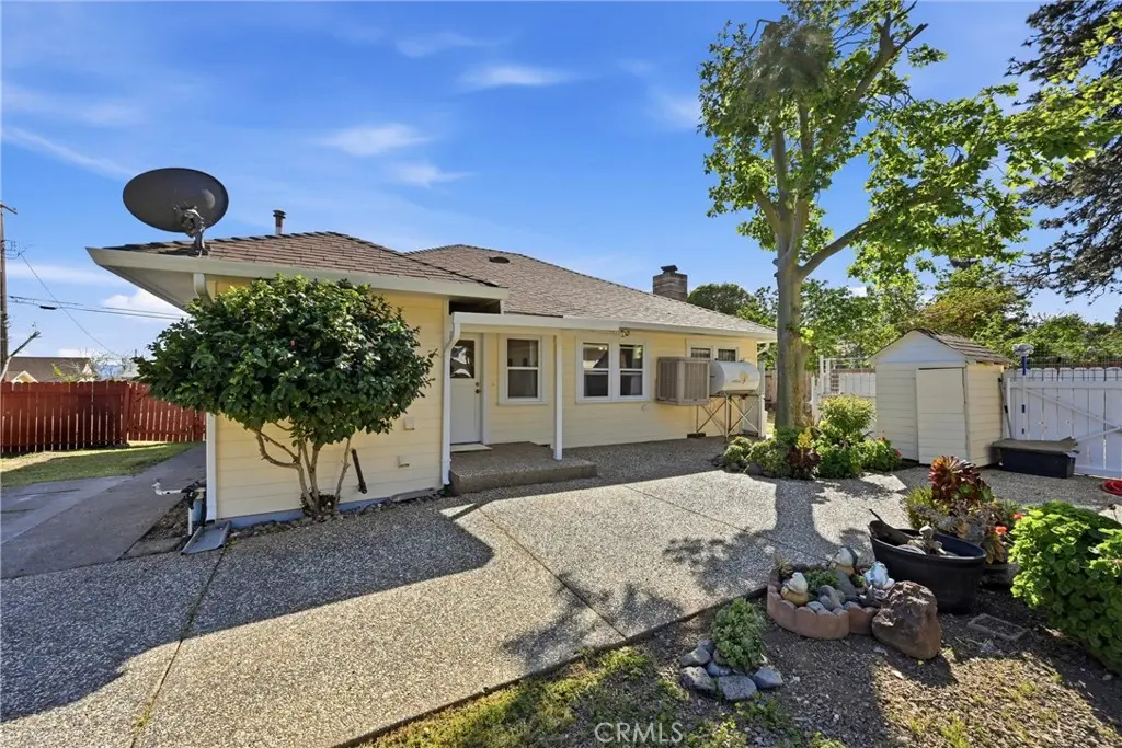 3440 Beach, Nice, CA — listing photo 1