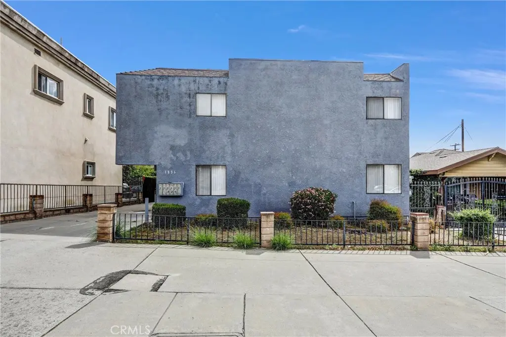 1836 N Allen, Pasadena, CA — listing photo 1