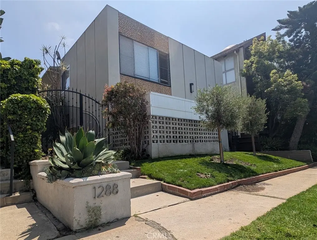 Apartment for sale at 1288 Barry, Los Angeles, CA