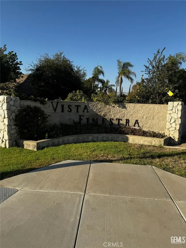 12103 Vista Montana, Bakersfield, CA — listing photo 1