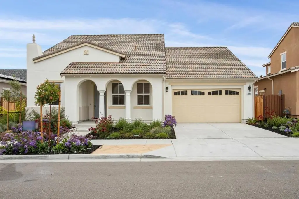 3088 Arroyo Drive, Marina, CA — listing photo 1