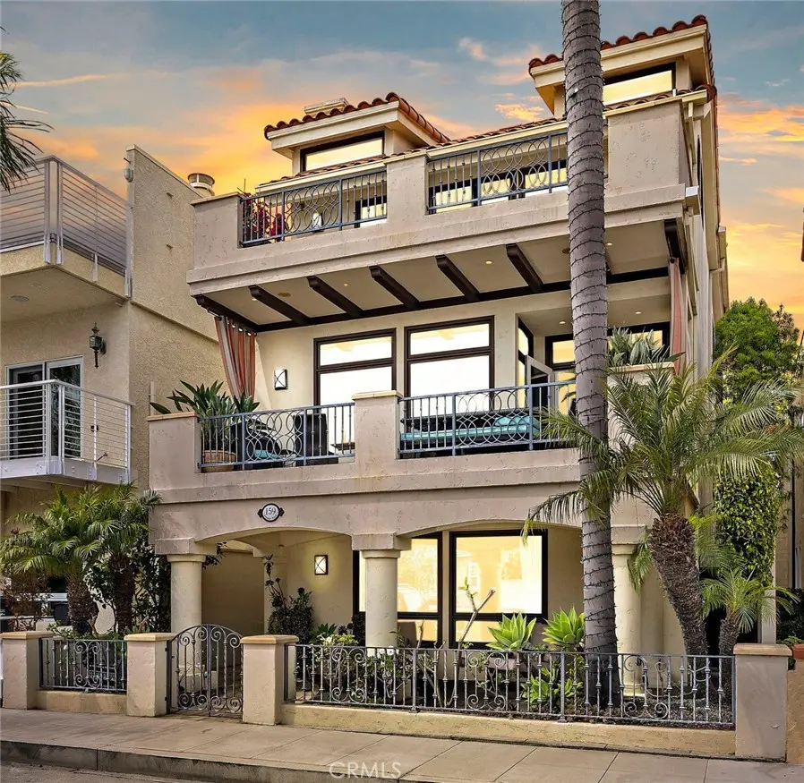 Single Family Residence for sale at 159 Angelo Walk, Long Beach, CA featuring 3 beds and 3 baths