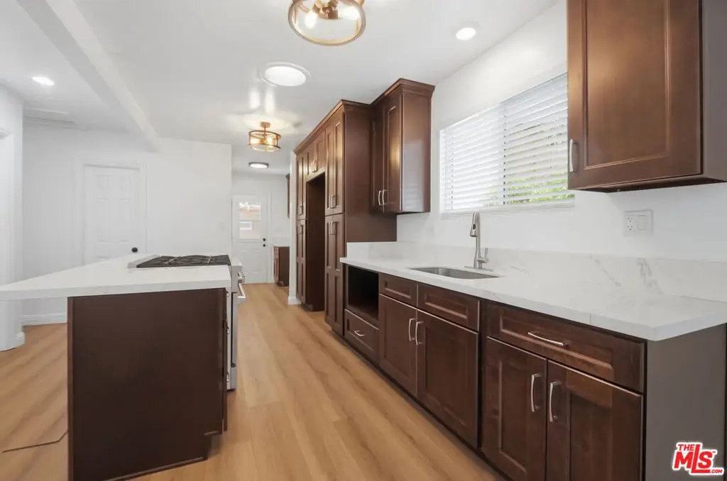 541 Mcdonald Avenue, Wilmington, CA — listing photo 1