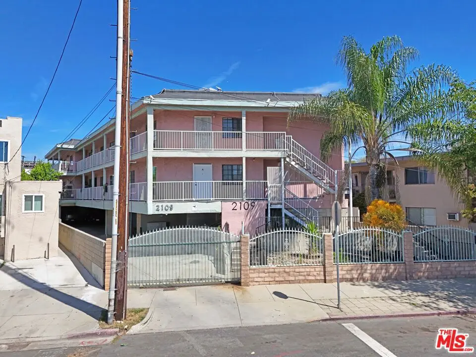 Residential Income for sale at 2109 Manitou Avenue, Los Angeles, CA featuring 16 beds and 10 baths