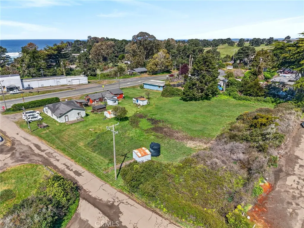 Duplex for sale at 18801 N Highway 1, Fort Bragg, CA featuring 3 beds and 1 bath