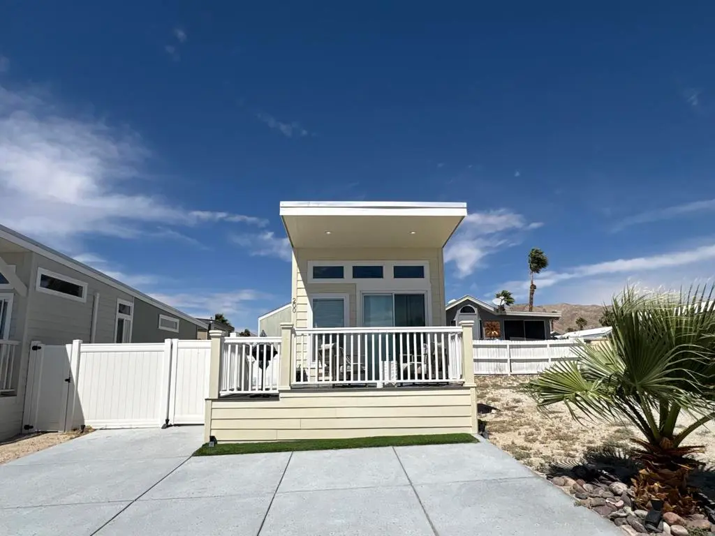 Manufactured In Park for sale at 70200 Dillon Road #200, Desert Hot Springs, CA featuring 1 bed and 1 bath