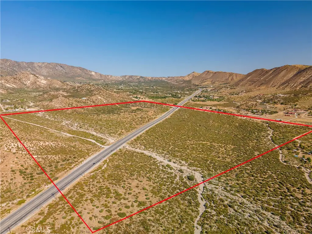 5916 Hwy 138, Phelan, CA — listing photo 1