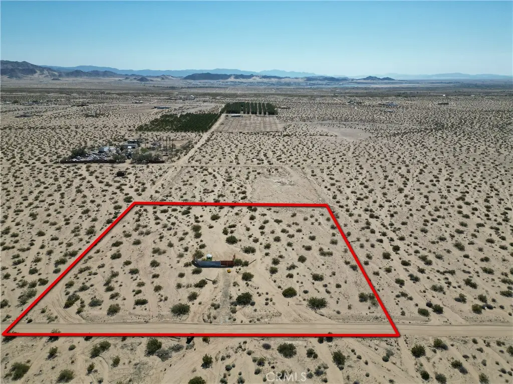 675 Pampas Avenue, 29 Palms, CA — listing photo 1