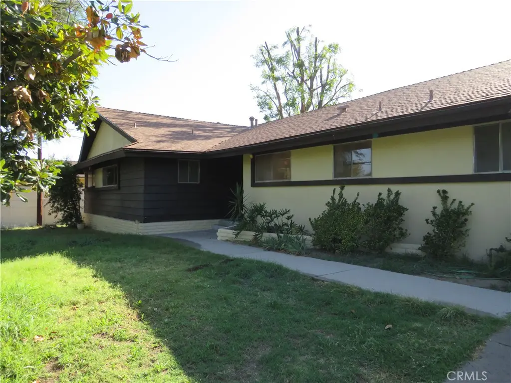 11323 Zelzah, Granada Hills, CA — listing photo 1