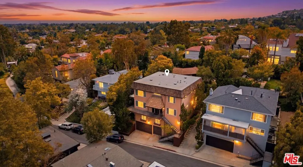 Residential Lease for rent at 503 N Greencraig Road, Los Angeles, Los Angeles County, CA featuring 4 beds and 6 baths