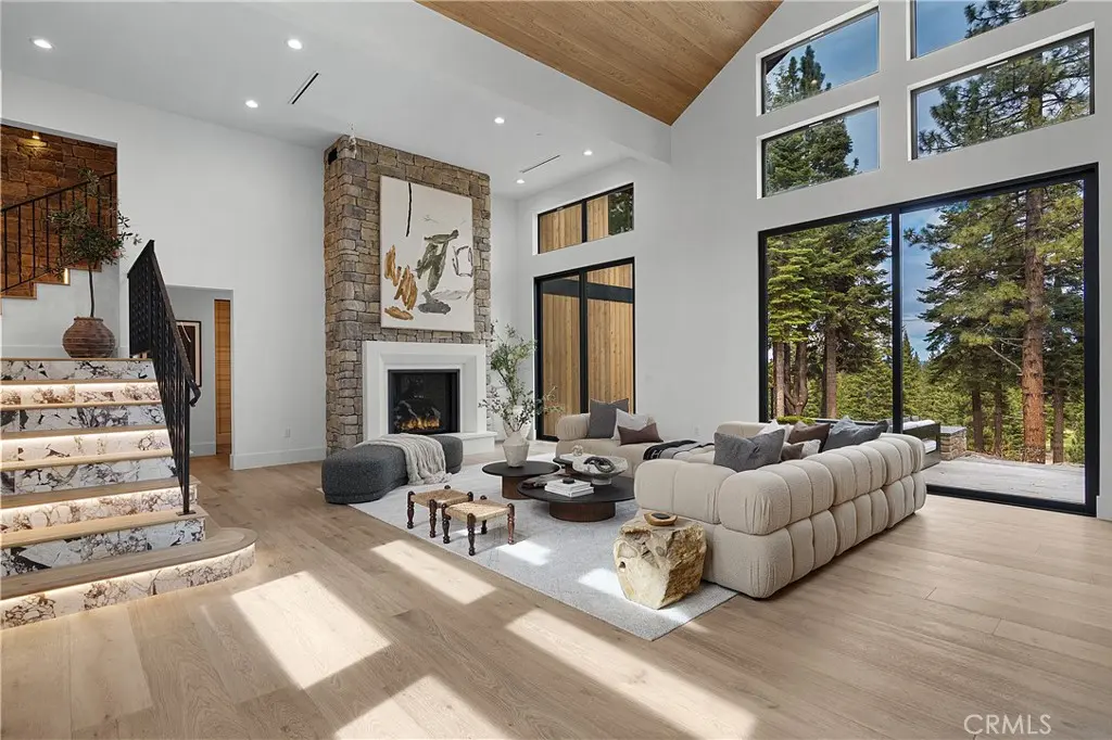 Single Family Residence for sale at 9348 Nine Bark, Truckee, CA featuring 5 beds and 7 baths