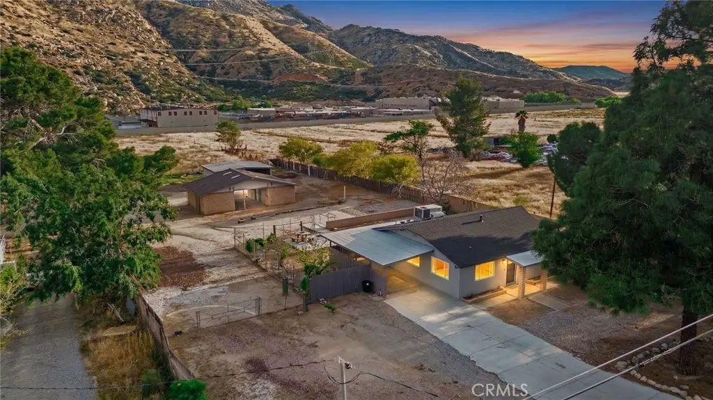 Single Family Residence for sale at 582 Wesley, Banning, CA featuring 2 beds and 1 bath