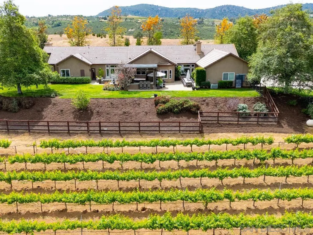 15256 Molly Anne Court, Valley Center, CA — listing photo 1