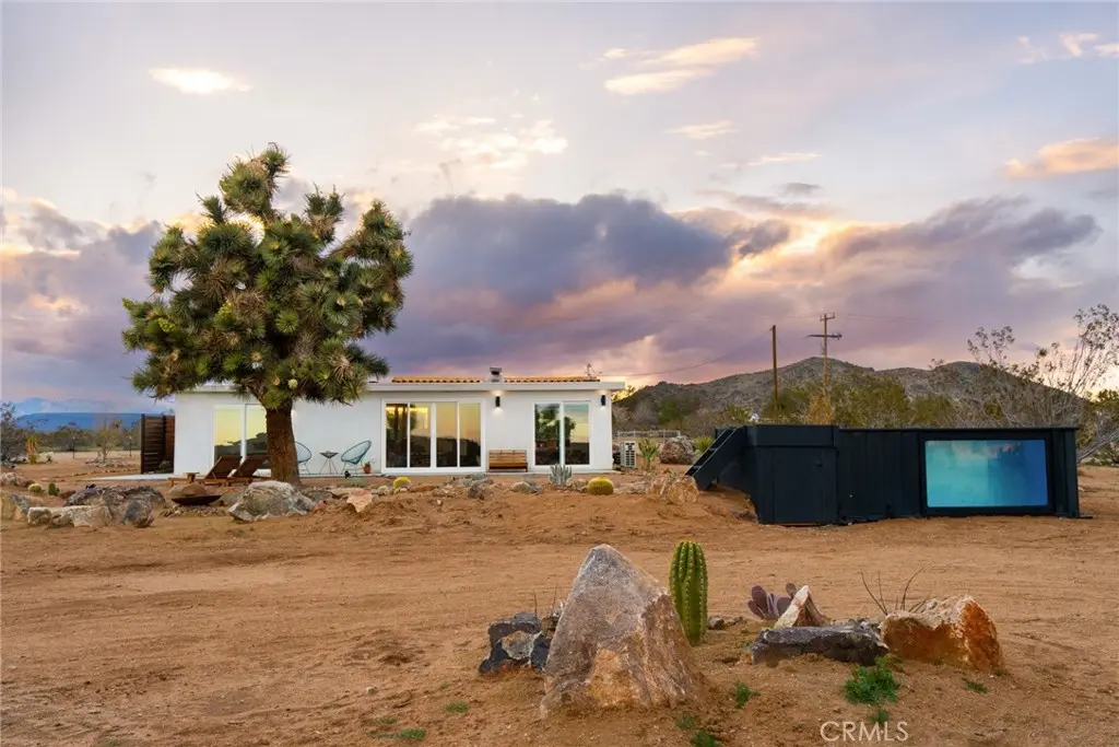 1571 Covelo Avenue, Yucca Valley, CA — listing photo 1