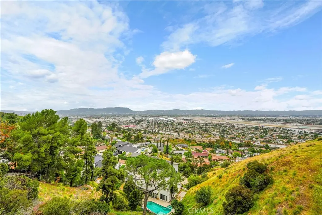 10050 Olivia Ter, Sun Valley, CA — listing photo 1