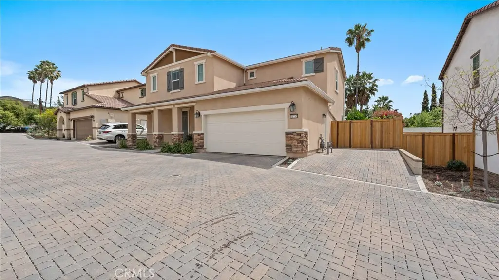 11755 Fenton, Sylmar, CA — listing photo 1