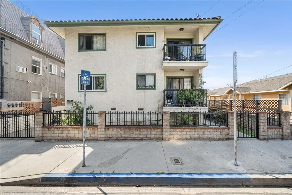 535 W 15th, San Pedro, CA — listing photo 1