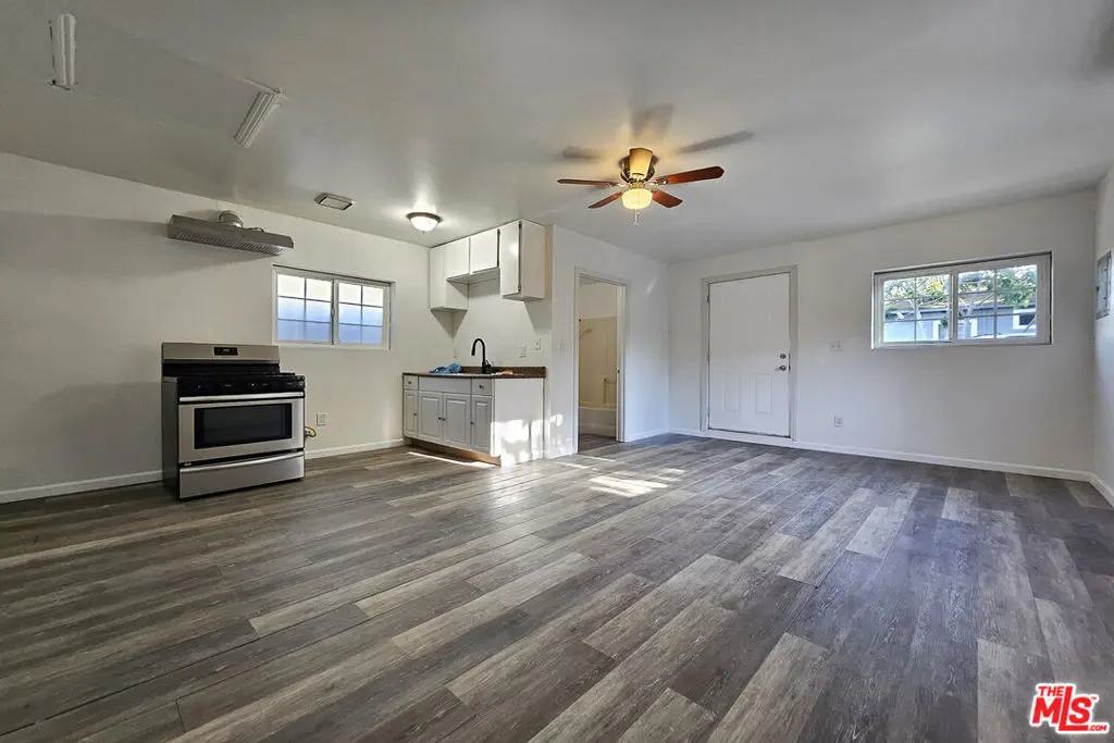19759 Roscoe Boulevard (ADU), Winnetka, CA — listing photo 1