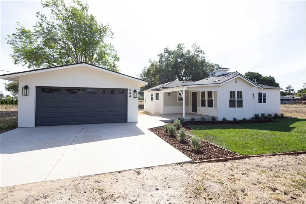 544 S Oakglen, Nipomo, CA — listing photo 1