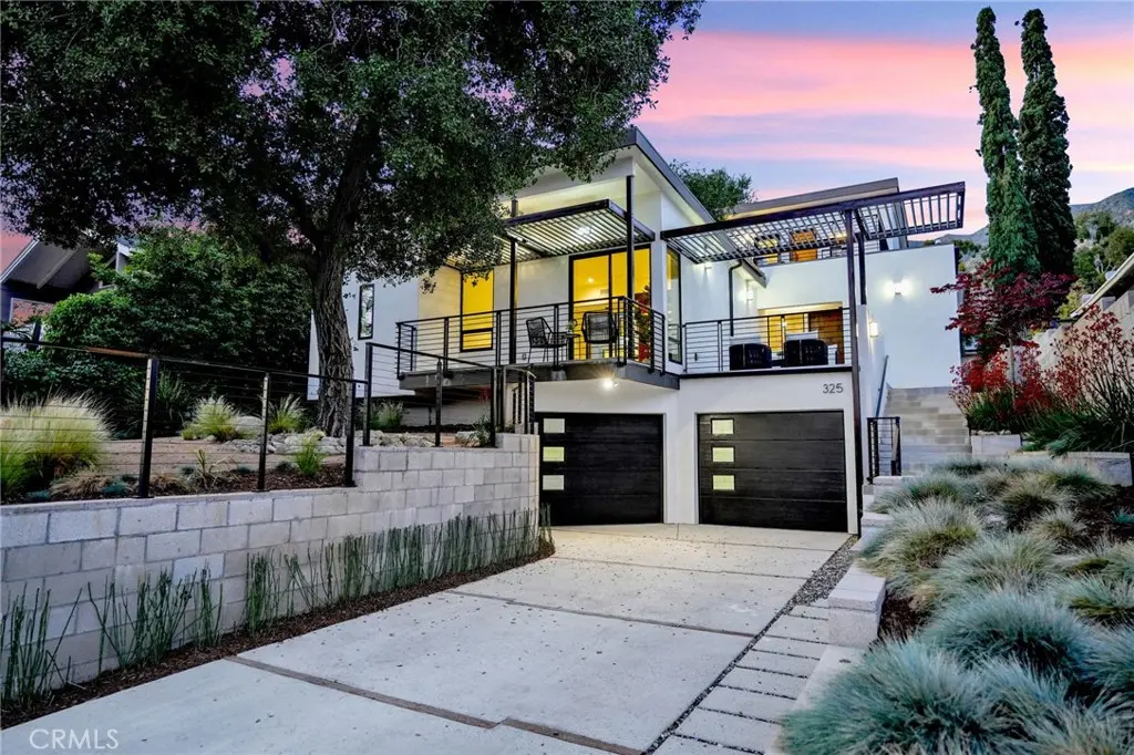 325 W Grandview Avenue, Sierra Madre, CA — listing photo 1