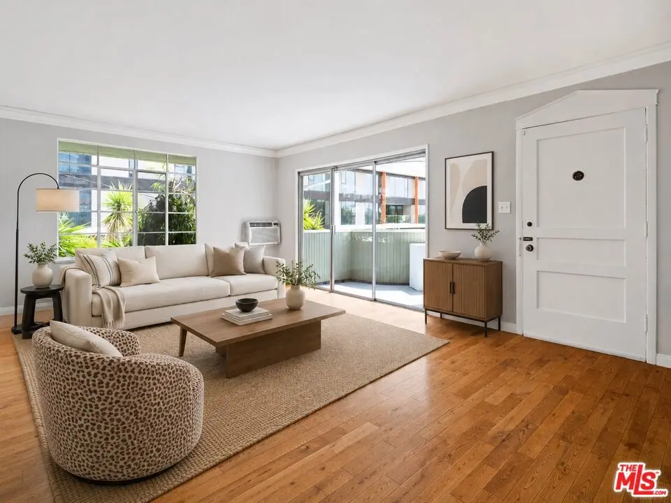 Residential Lease for rent at 1323 N Olive Drive 41B, West Hollywood, Los Angeles County, CA featuring 1 bed and 1 bath