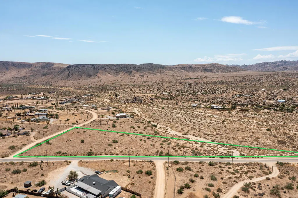 201 Pipes Canyon Road, Pioneertown, CA — listing photo 1